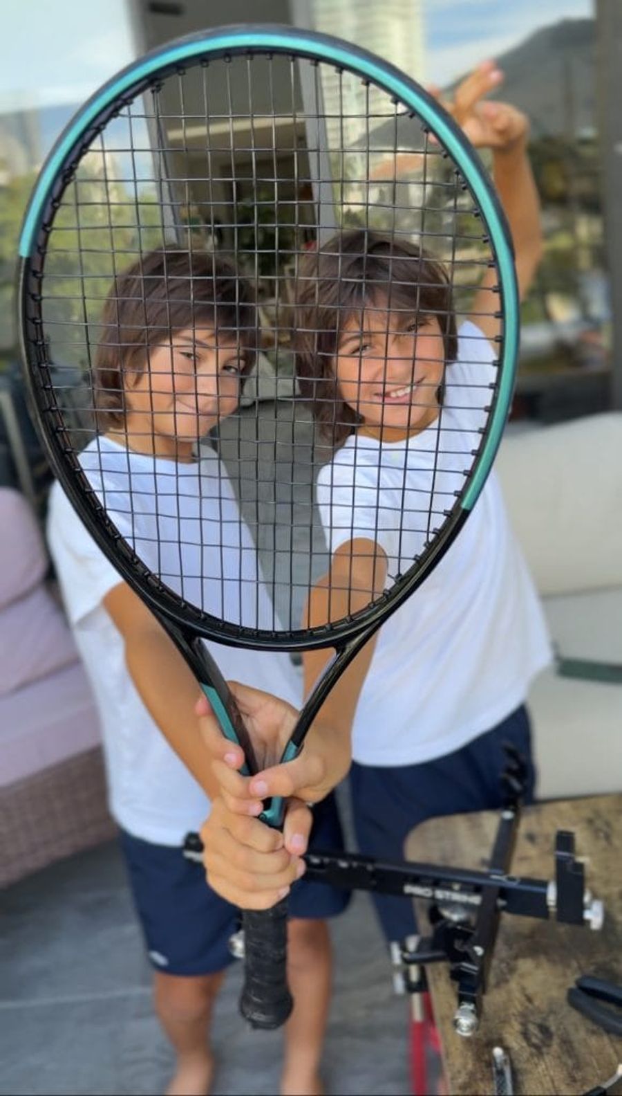 @tennisbros.fl
